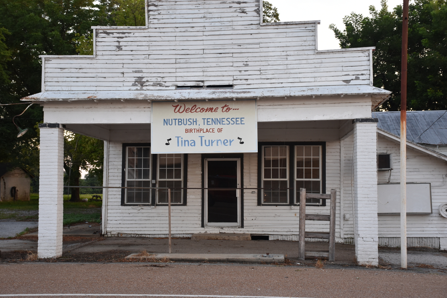 Old building with sign that shows
Tina Turner was born in Nutbush, TN